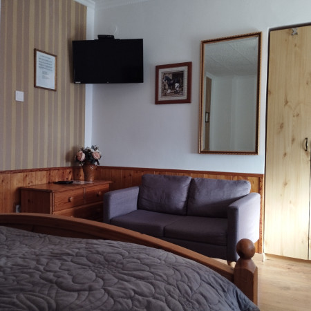 a 3.apartman kanapéja